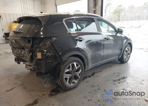 2020 Kia Sportage Ex z USA, uszkodzony, nr VIN KNDPN3AC1L7633368